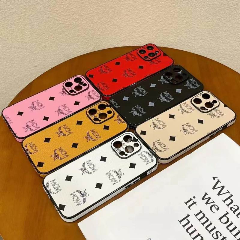 MCM iphone 16Pro max 06